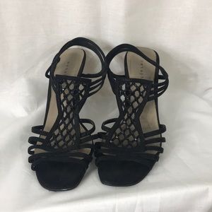 Cute Metaphor size 9, 3” heels